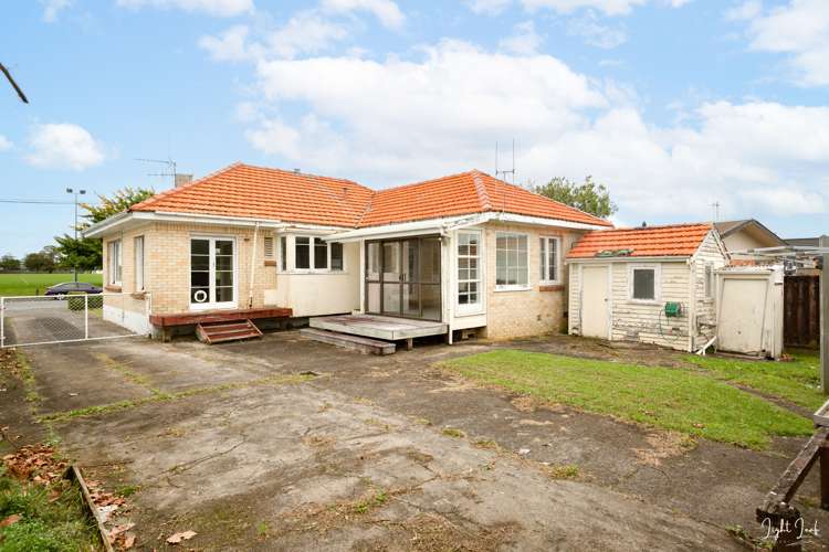 120 Rifle Range Road Dinsdale_13