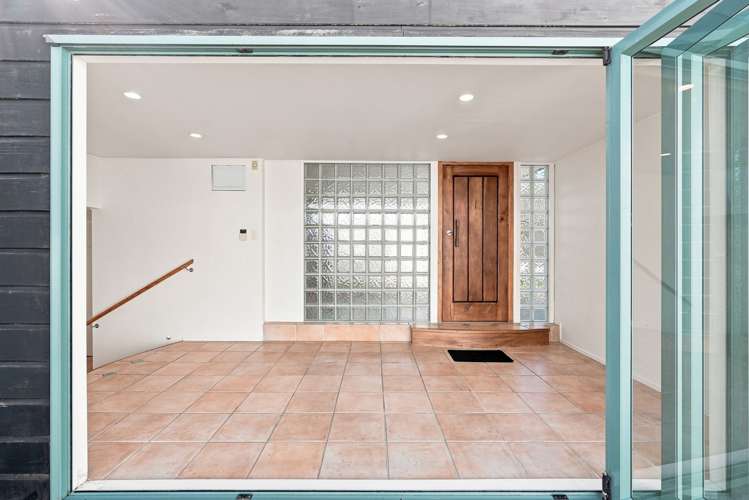 11A Saddleback Rise Murrays Bay_14