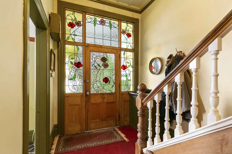 24 Hargreaves Street Mount Cook_11