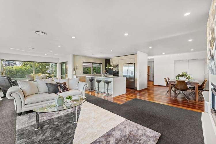 174 Lake Terrace Hilltop_8