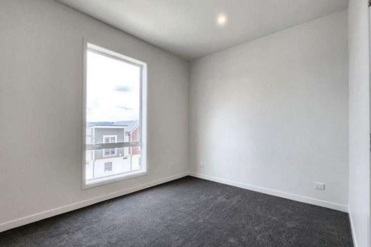 36/30 Adventure Drive Whitby_11