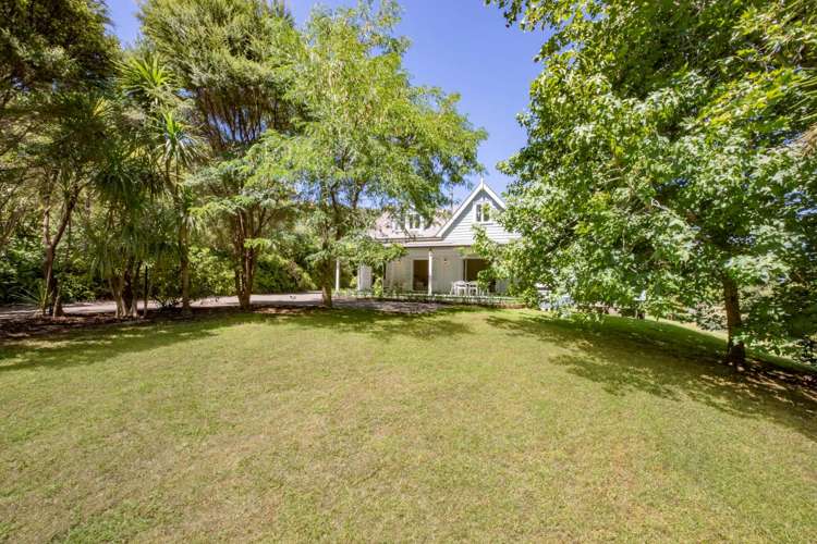 29 Landing Road Titirangi_16