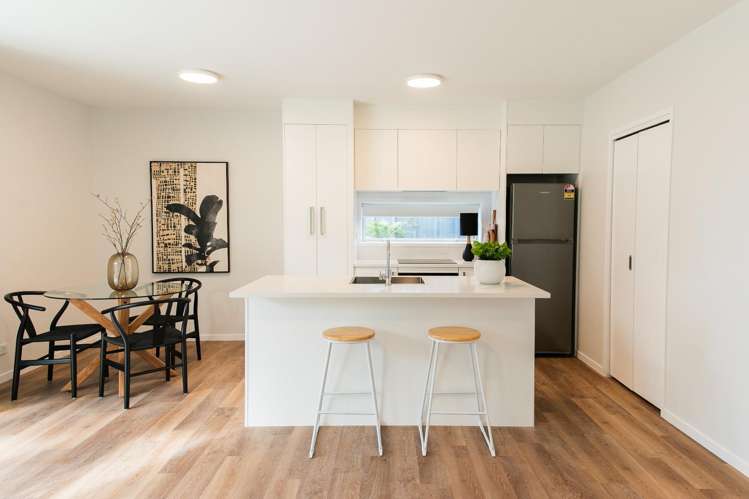 1/1 Karoro Court Hobsonville_2