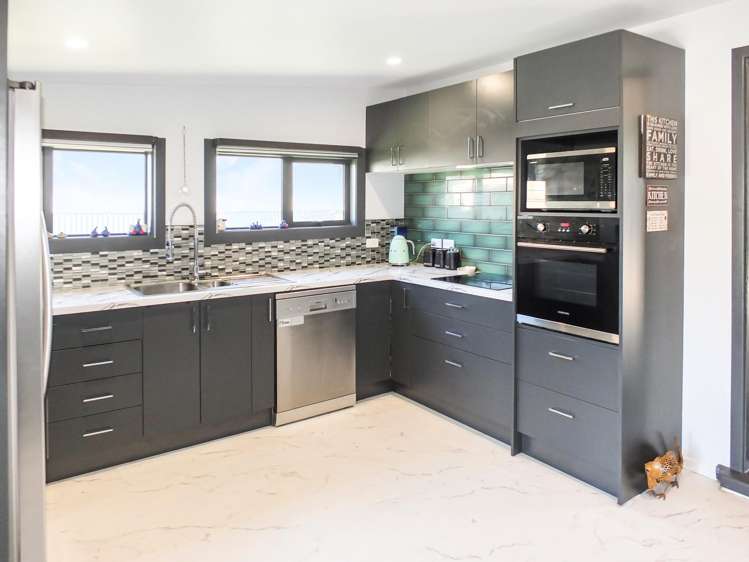 55 Koputara Road Himatangi Beach_9