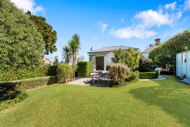 11 Palmerston Road Birkenhead Point_10