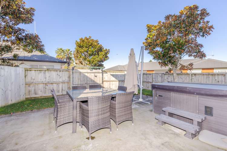 2 Tupe Lane Huntington_12