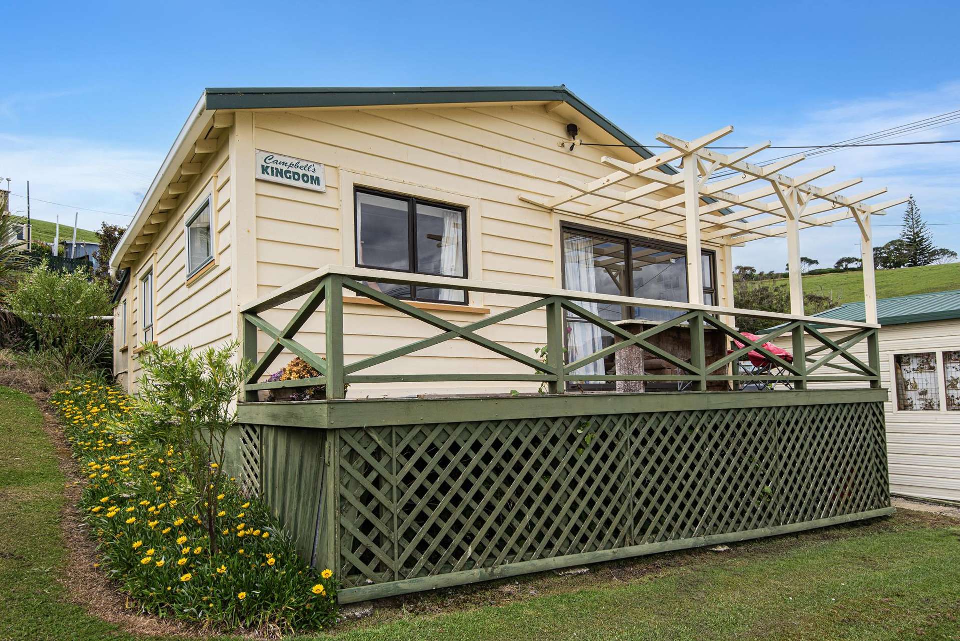 8 Hugh Barron Way Whananaki_0