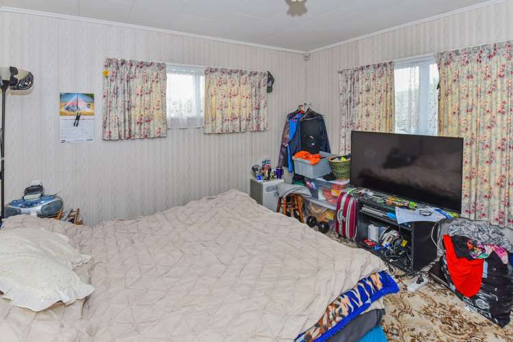 12 Michelle Place Mangere_21