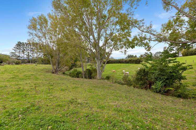 32 Davis Road Inglewood_33
