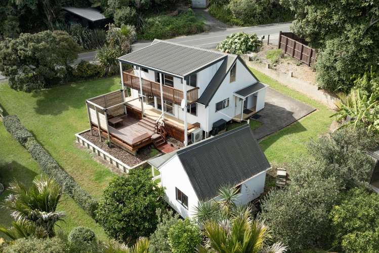51 Seaview Road Piha_23