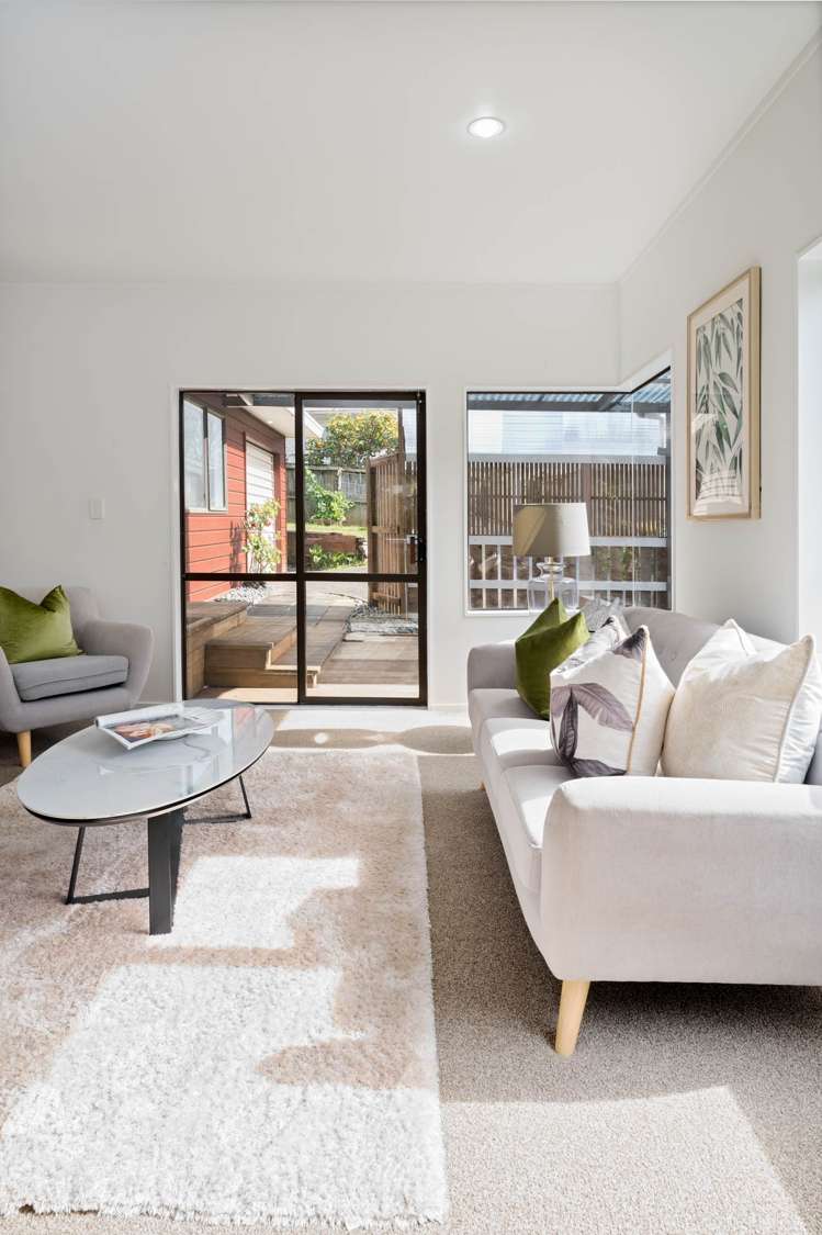 2/57 Moore Street Hillcrest_42