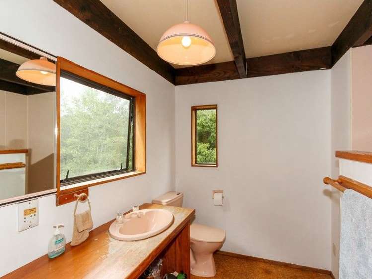 1059 Mountain Road Inglewood_28