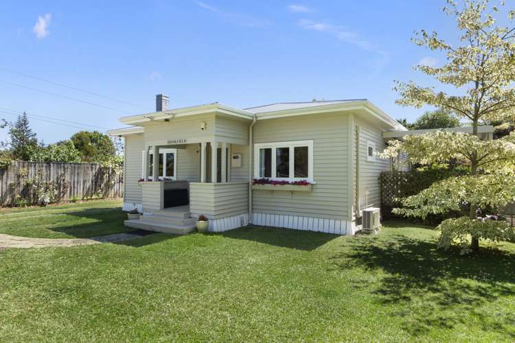 49 Brookfield Street Hamilton East_13