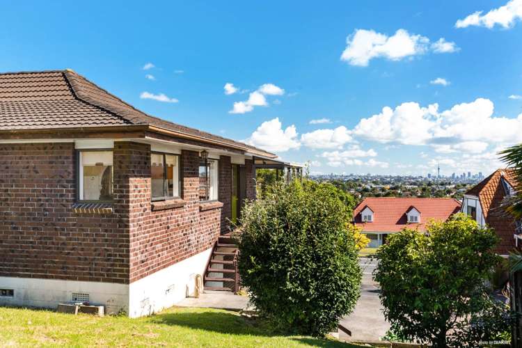 2/146 Norman Lesser Drive Saint Johns_12