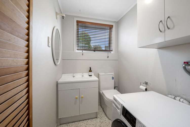 1/10 Selwyn Crescent Forrest Hill_16