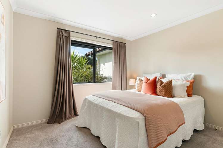 1 Dressage Lane Greenhithe_18