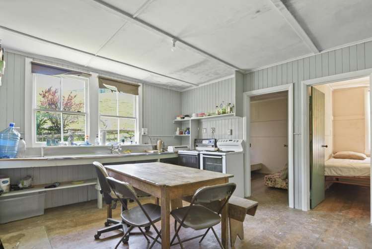 34 O’Neills Road Kakatahi_19