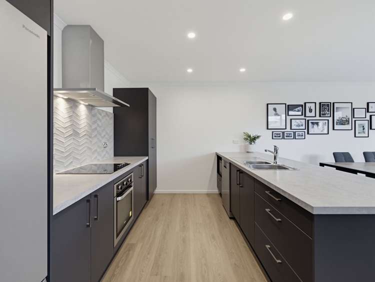 49 Sholto Duncan Crescent_4