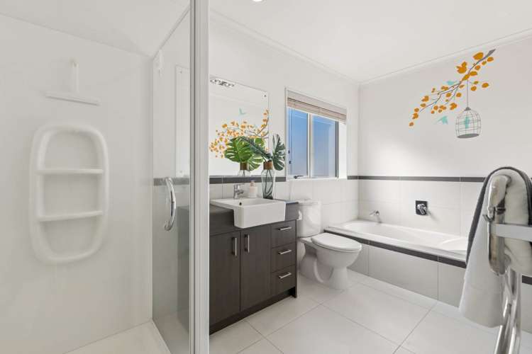 6 Lorenzo Way Flat Bush_10