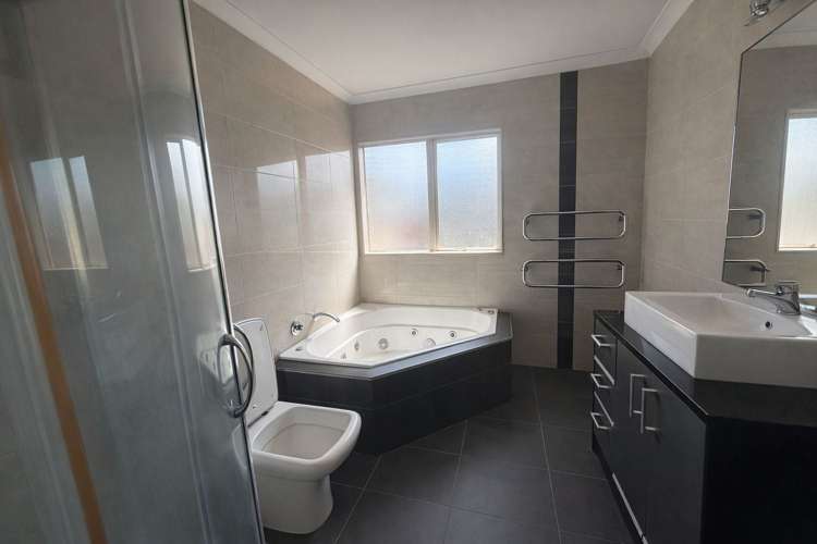 22 Kestev Drive Flat Bush_2