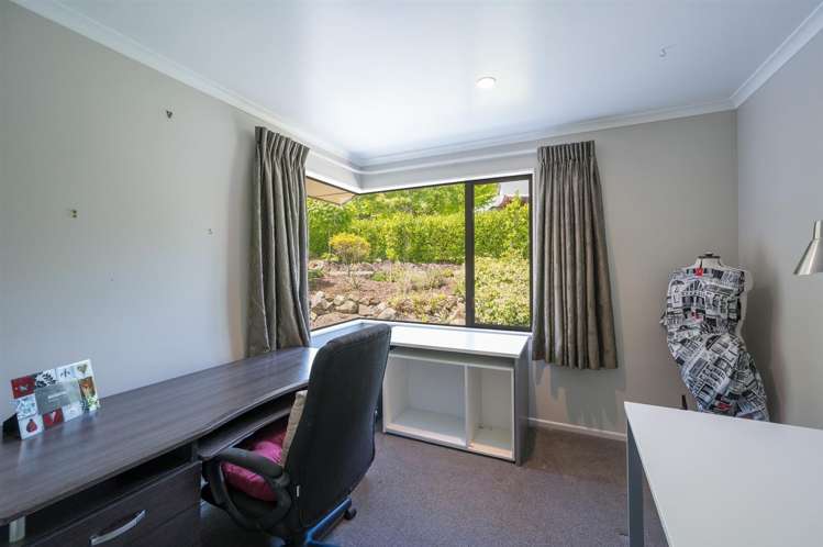 2a Clairmont Heights Stoke_11