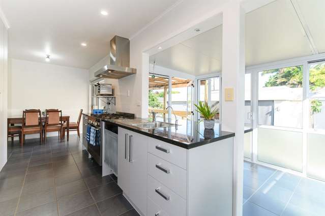 65 Beach Road Te Atatu Peninsula_4