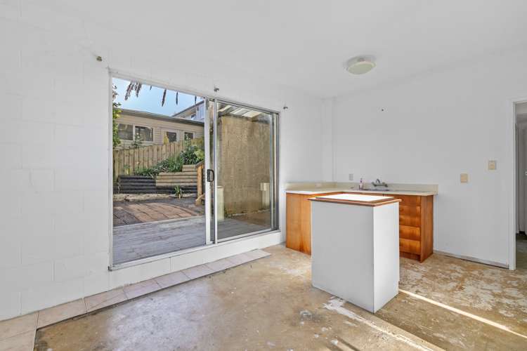 216 Glamorgan Drive Northcross_30