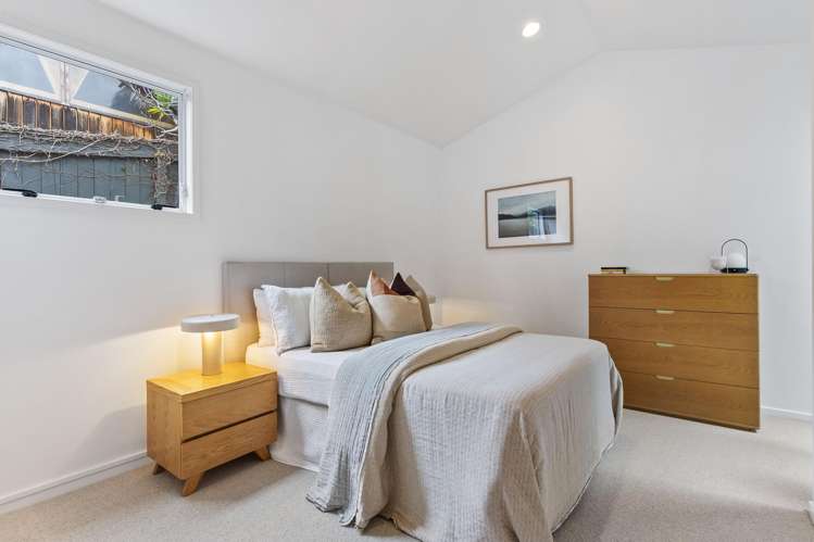 2/22 Regina Street Westmere_15