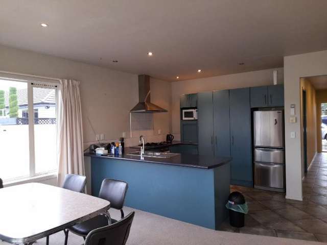 2/2 The Moorings 2765_3