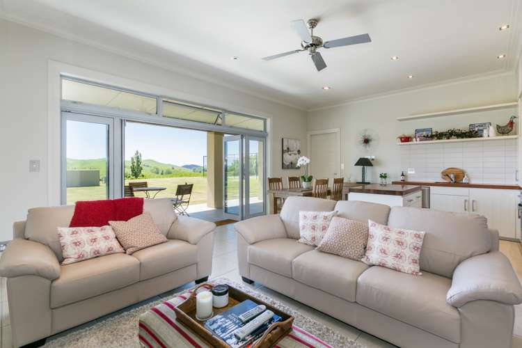 256 Craggy Range Road Central Hawkes Bay Coastal_19