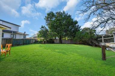 8 Braeburn Place_3
