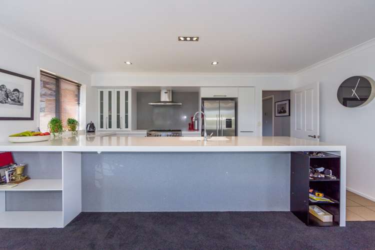 6 Boulez Mews Rolleston_3