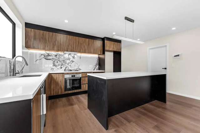 Brand New 4 bedroom, Ready to move into