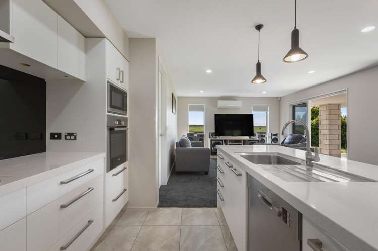 8 Wakatere Place Thames_5