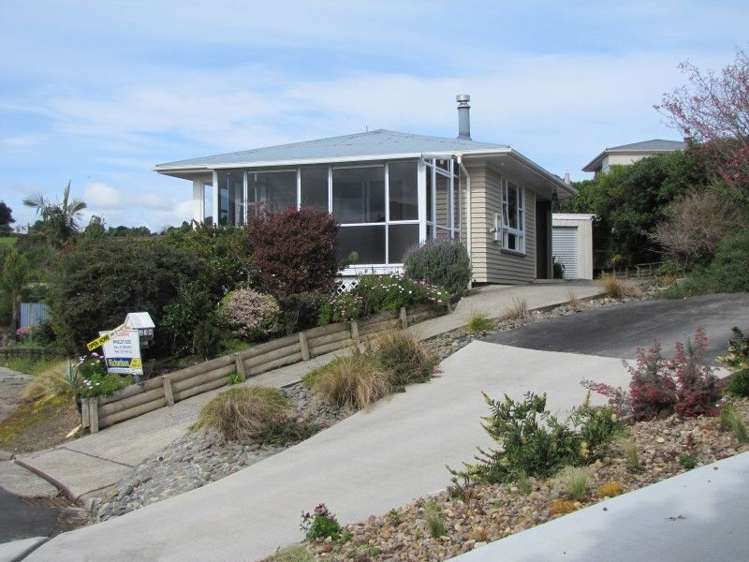 238 Tony Avenue Thames_18