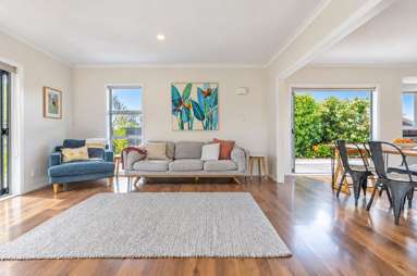 12 Rene Place_3
