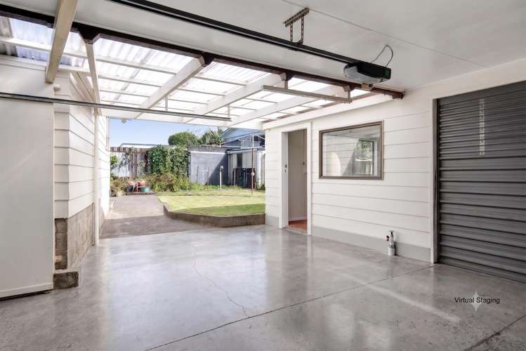 14 Trelawney Crescent Westown_19