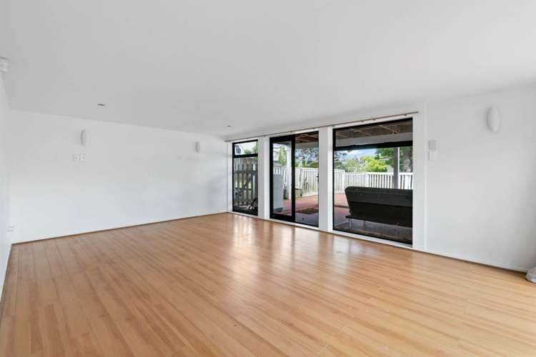 63 Athena Drive Totara Vale_15