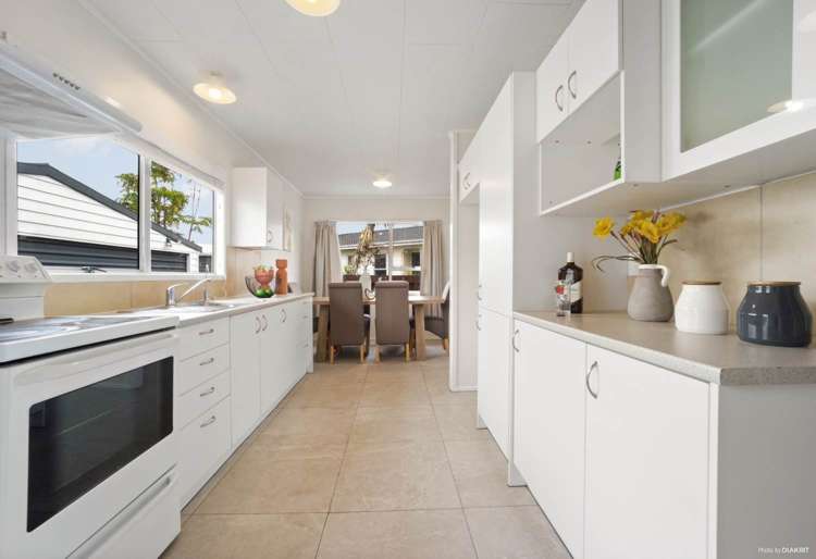 12 Glenhaven Place Te Atatu Peninsula_21