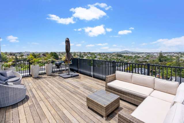 2 Bedroom Penthouse apartment!