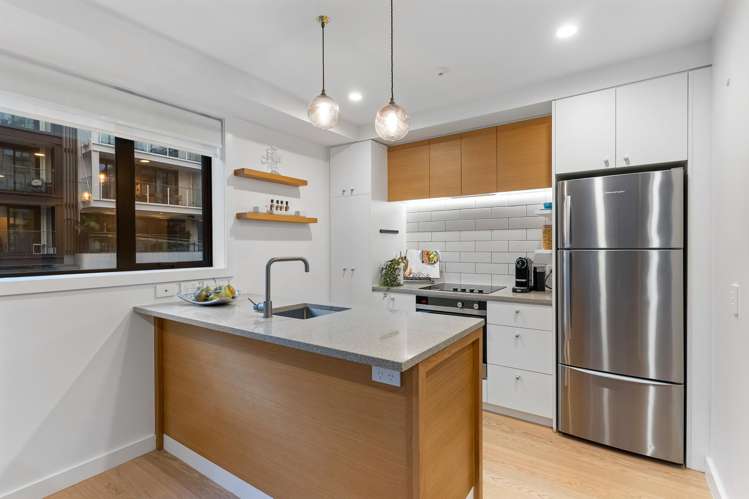 G01/30a Enfield Street Mount Eden_5