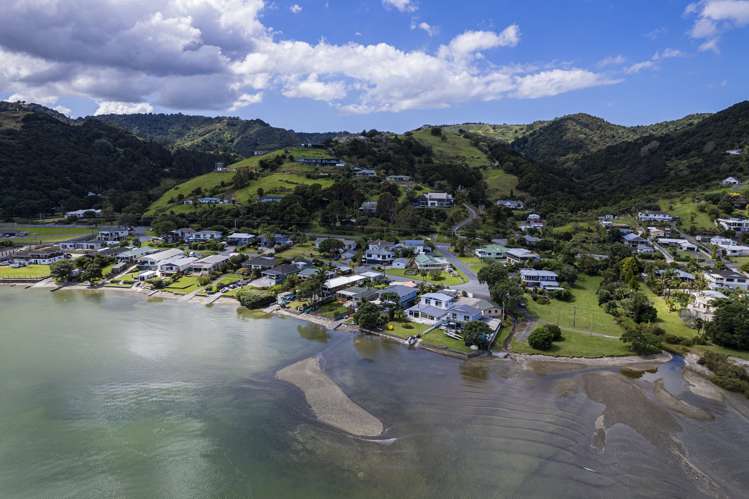 28 Attwood Street Tamaterau_43