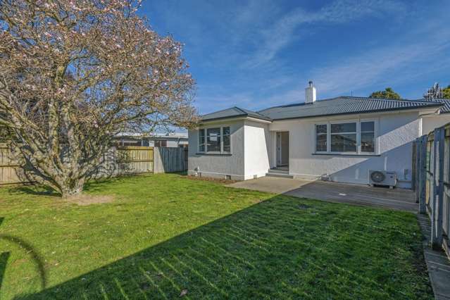 Rare opportunity - two dwellings, one title