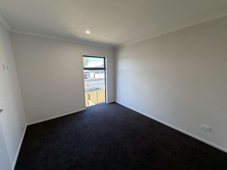 2/50 Forest Lake Road 1066_6