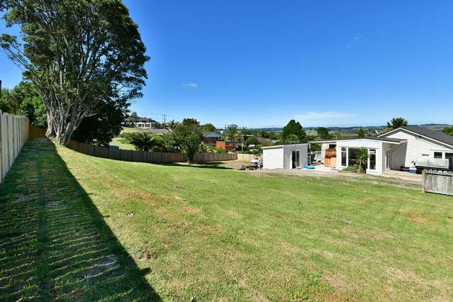 18 St James Avenue Helensville_4