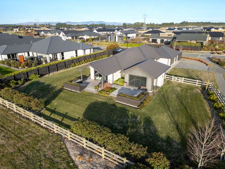 1 Westmere Mews West Melton_25