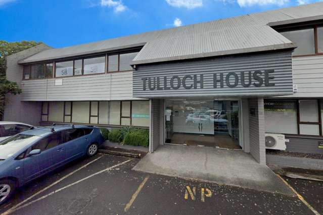 Freshly Renovated Open-Plan Office