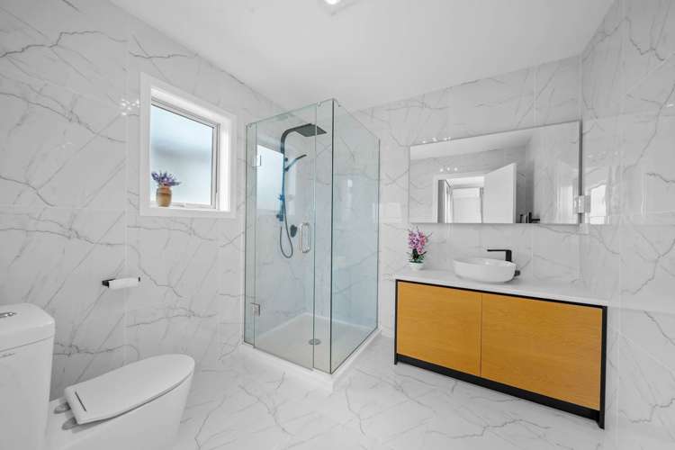 21 Shibata Rise Ranui_16