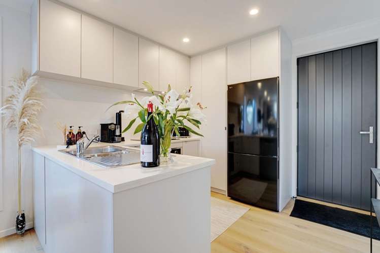 8 Patariki Way_5