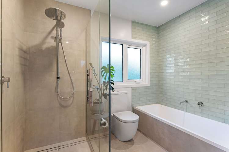 8 Cotswold Lane Mount Wellington_12